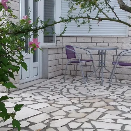 Oleander 아파트 *