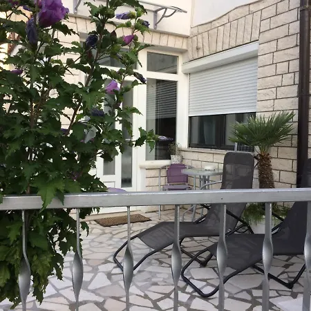 Oleander 아파트 *